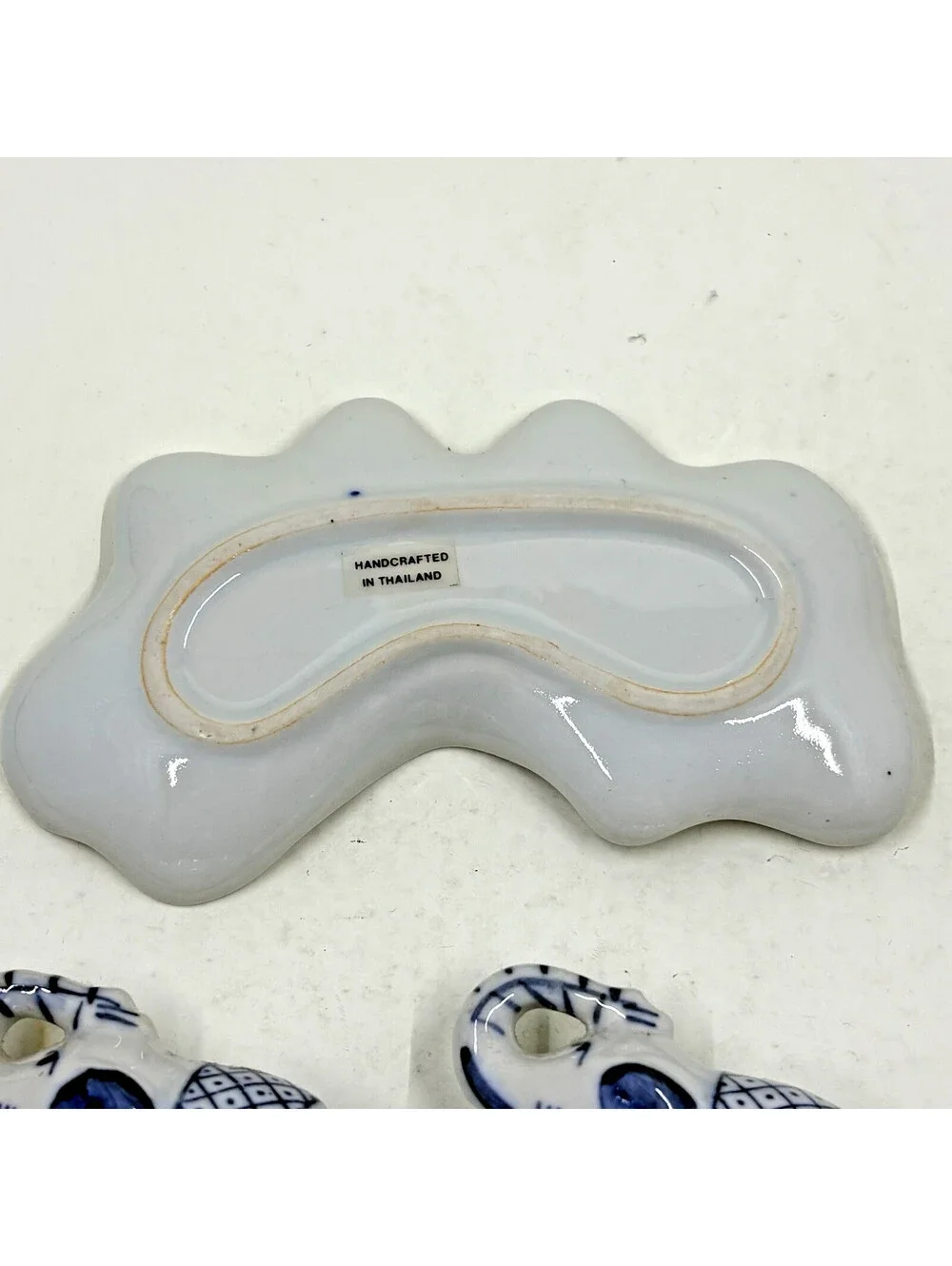 2 Delft Style Elephant Salt and Pepper Shakers with Tray - Vintage